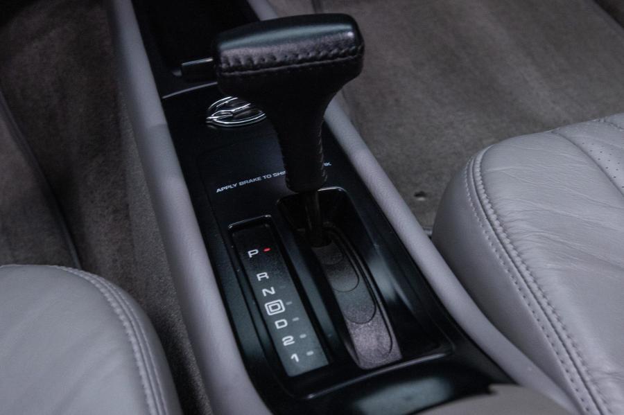 Детали интерьера Chevrolet Impala SS 1996 года  (фото 46 из 99)
